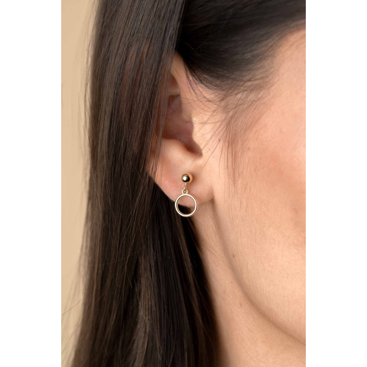 Zinzi ZIO2523G goudkleurige oorhangers met bolletje en cirkel 8 mm breed - Hoogte 15 mm