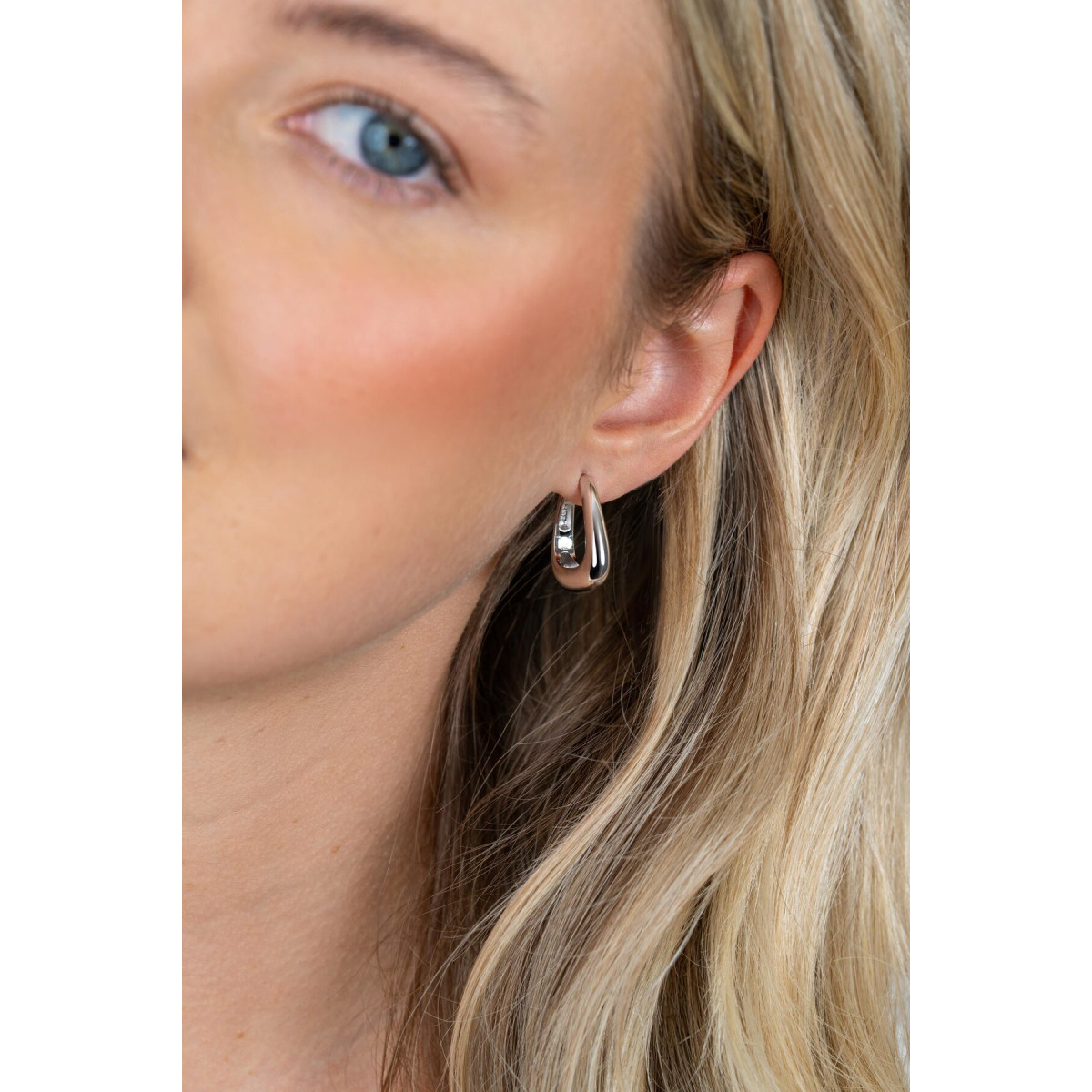 Zinzi ZIO2805 zilveren oorringen cirkel 3 mm breed - Diameter 21 mm