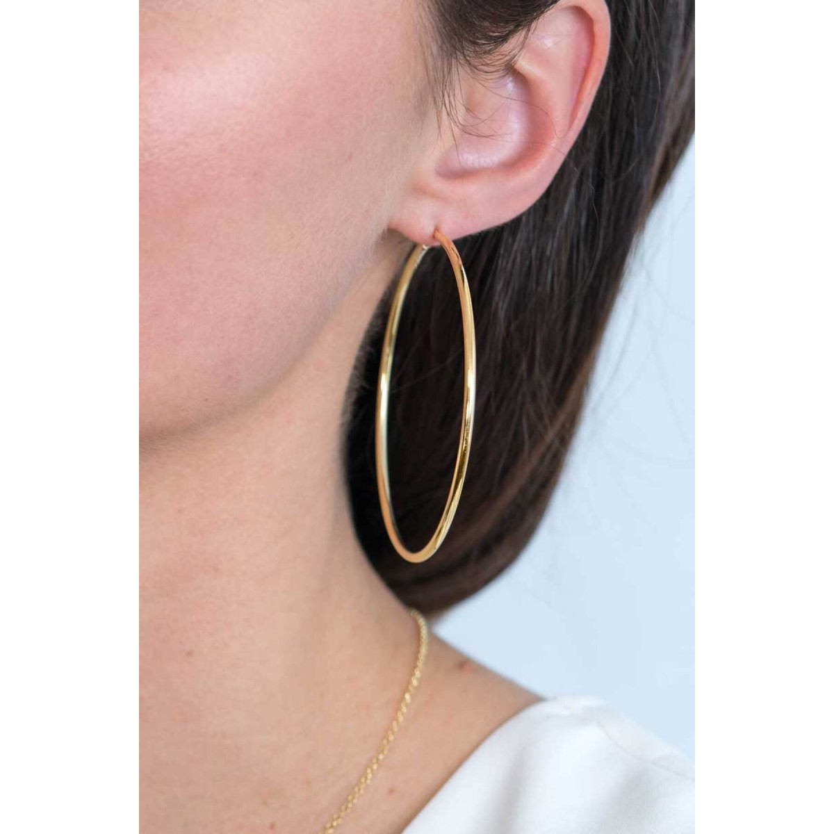 Zinzi ZIO438G gold plated oorringen met ronde hanger en stenen 2 mm breed - Diameter 65 mm