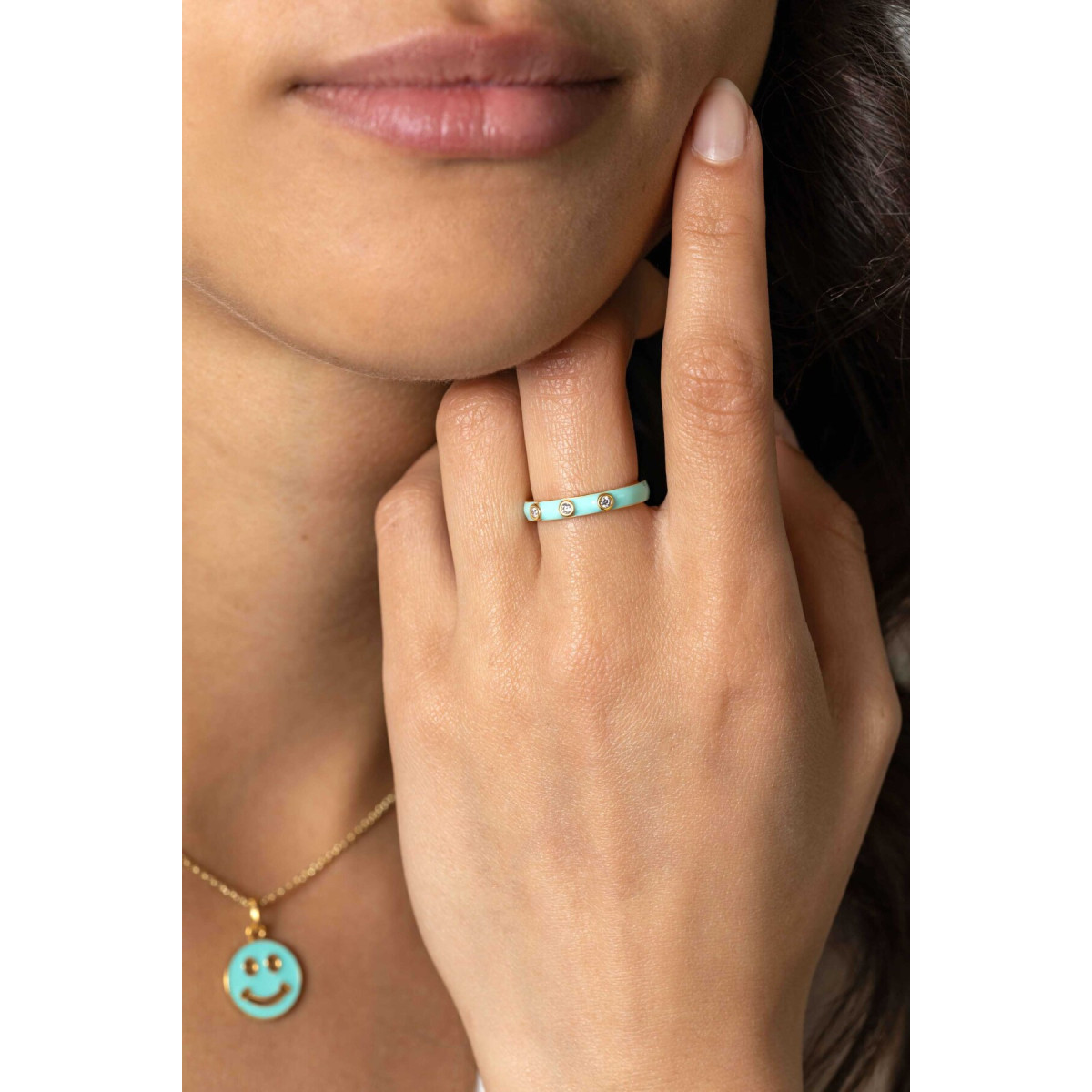 Zinzi ZIR2315T goudkleurige aanschuifring met turquoise emaille en zirkonia's 3 mm breed