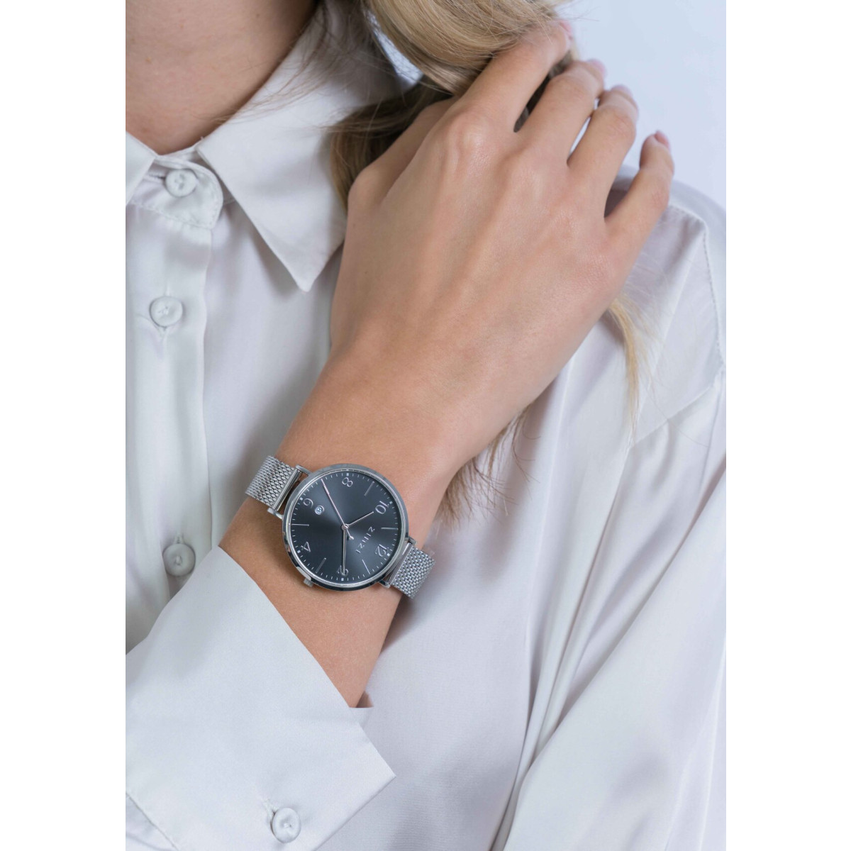 Zinzi ZIW1401 zilverkleurig stalen horloge met zwarte wijzerplaat en mesh band - Ø 38 mm