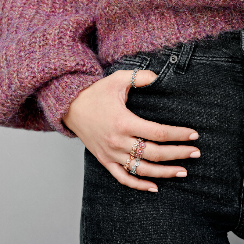 pandora-moments-198799c01-ring-madeliefje-met-transparante-zirkonia-58208
