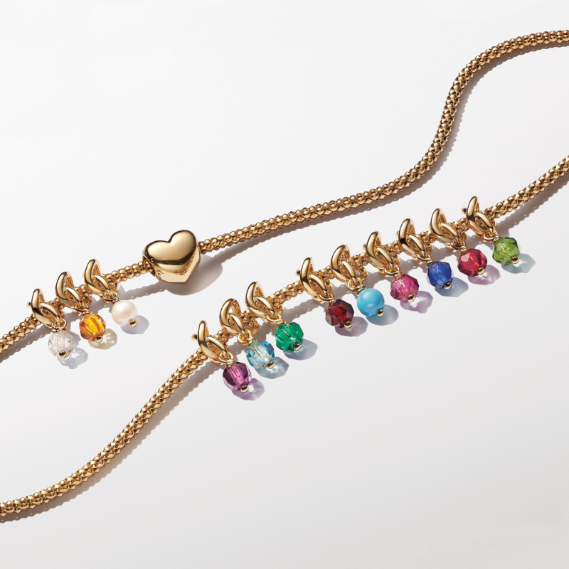 pandora-moments-763462c04-hangende-geboortesteen-bedel-met-infinity-teken-en-transparante-zirkonia-april