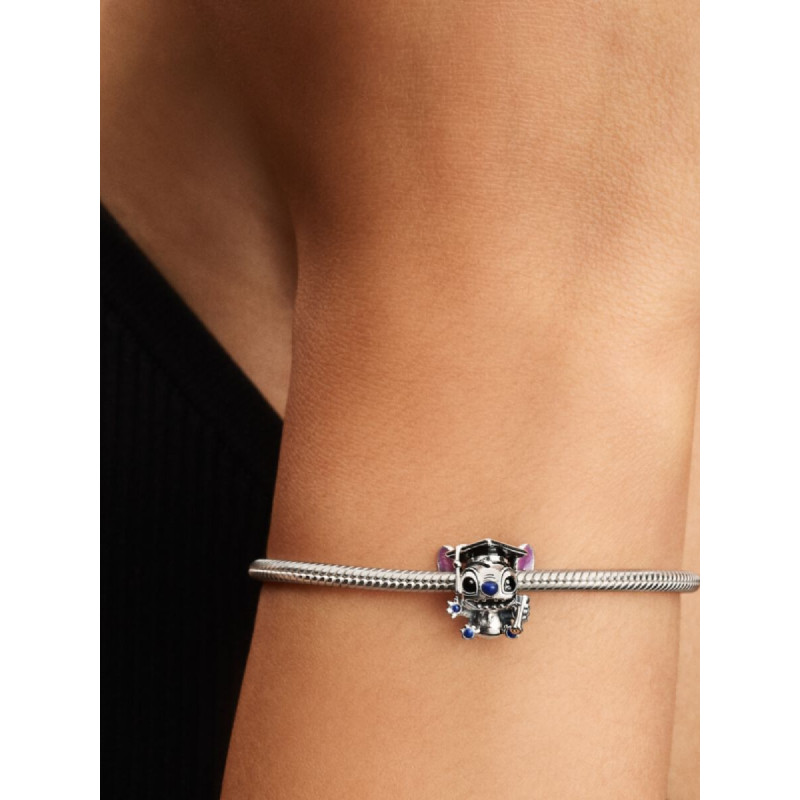 pandora-disney-793789c01-bedel-met-afstudeer-stitch-van-zilver