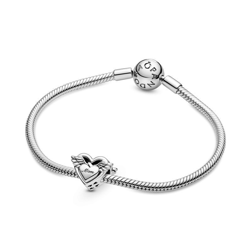 pandora-moments-799367c00-armband-bedel-met-hartje-een-paar-vleugels-en-tekst-met-mom