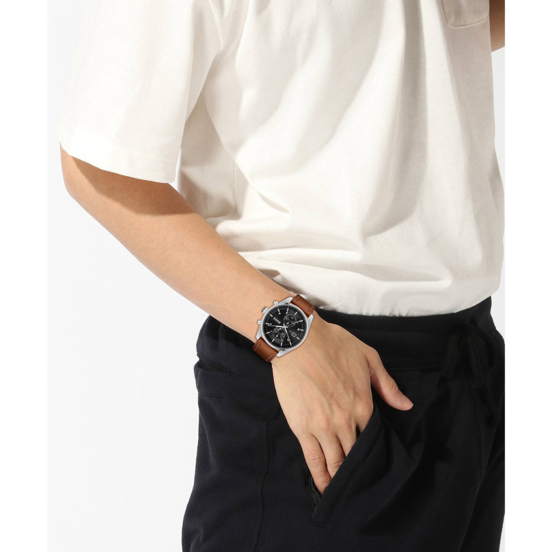 boss-skytraveller-hb1514161-herenhorloge-van-staal-met-bruine-leren-band-zwart-chronograaf-o-44-mm