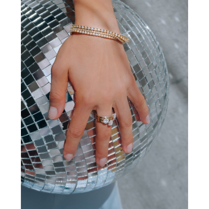 bicolor-14-karaat-halo-ring-met-rechthoekige-transparante-diamant-0-33-crt