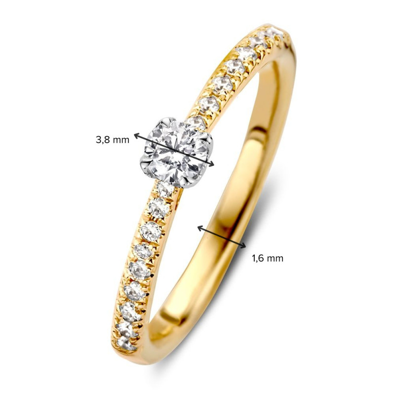 bicolor-solitair-ring-diamanten-midden-en-zijstenen-0-35-crt