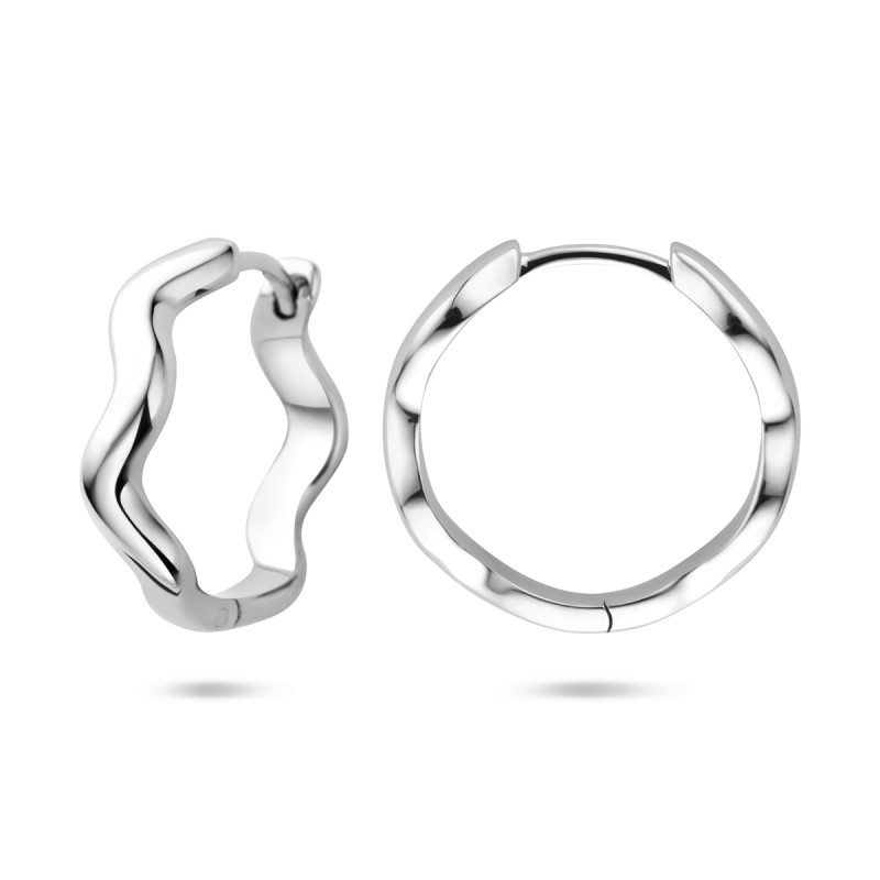 glanzende-zilveren-oorringen-925-in-golvende-vorm-5-mm-breed-hoogte-20-mm