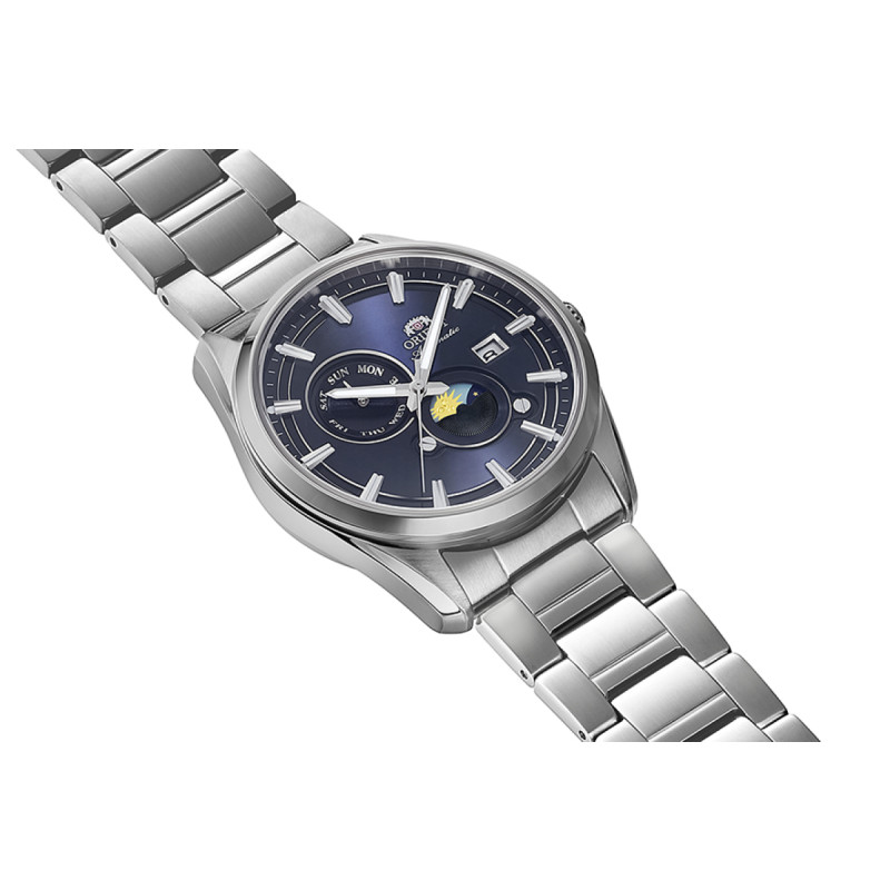 orient-stretto-ra-ak0315l30b-maanfase-horloge-met-stalen-schakelband-en-blauwe-wijzerplaat-42-mm