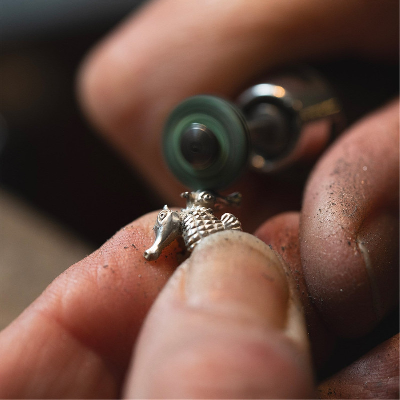 trollbeads-tagbe-20305-bedel-met-zeepaard-van-zilver