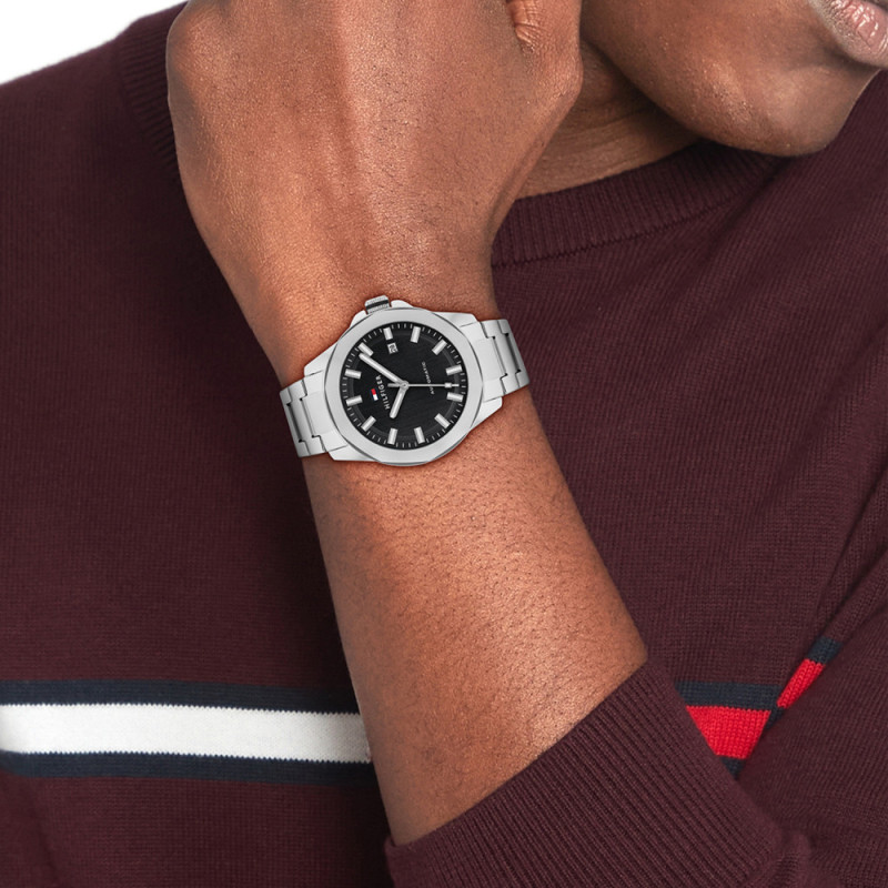 tommy-hilfiger-lars-th1710692-automatisch-herenhorloge-van-staal-met-zwarte-wijzerplaat