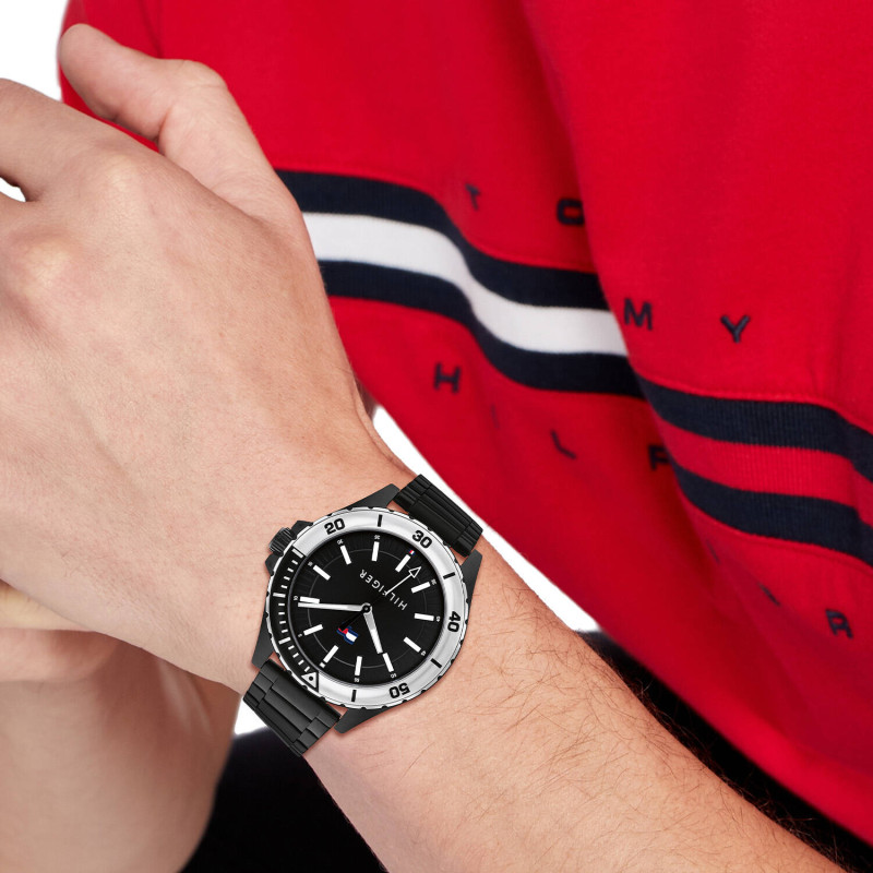 tommy-hilfiger-logan-th1792014-herenhorloge-met-stalen-band-en-kast-zwart-o-43-mm