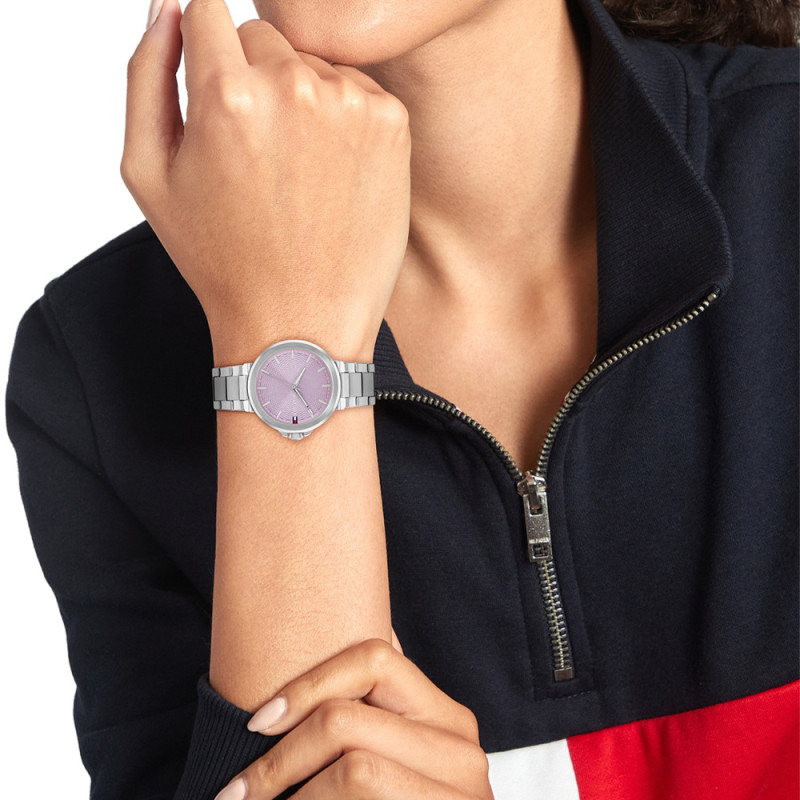 tommy-hilfiger-lori-th1782781-dameshorloge-van-staal-met-paarse-wijzerplaat-o-34-mm