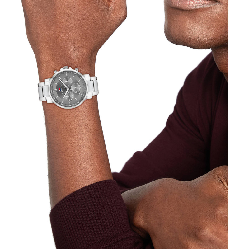 tommy-hilfiger-tyson-th1710604-chronograaf-herenhorloge-van-staal-met-grijze-wijzerplaat-diameter-43-mm