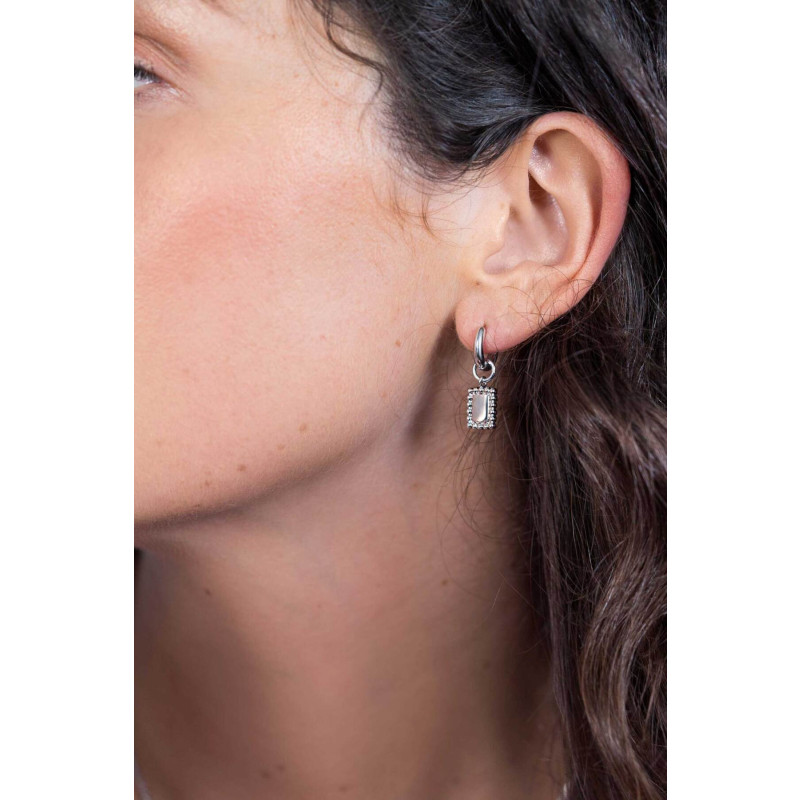 zinzi-zich1976-zilveren-oorbedels-met-bolletjesrand-8-4-mm-breed-hoogte-14-mm-zonder-oorringen