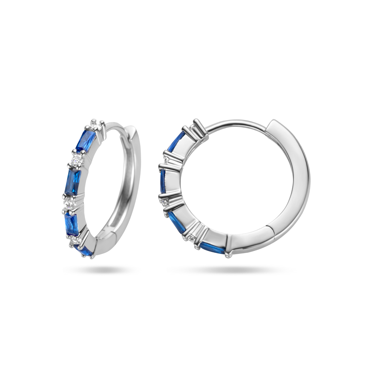 Zilveren klapcreolen met blauwe en transparante zirkonia's - Diameter 17 mm