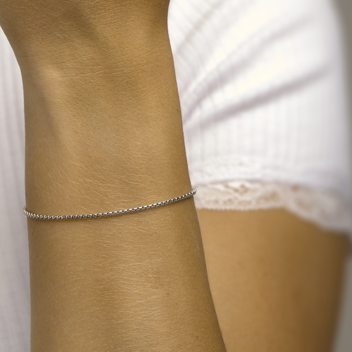 14-karaat witgouden Venetiaanse schakelarmband 1.7 mm breed - Lengte 18 cm