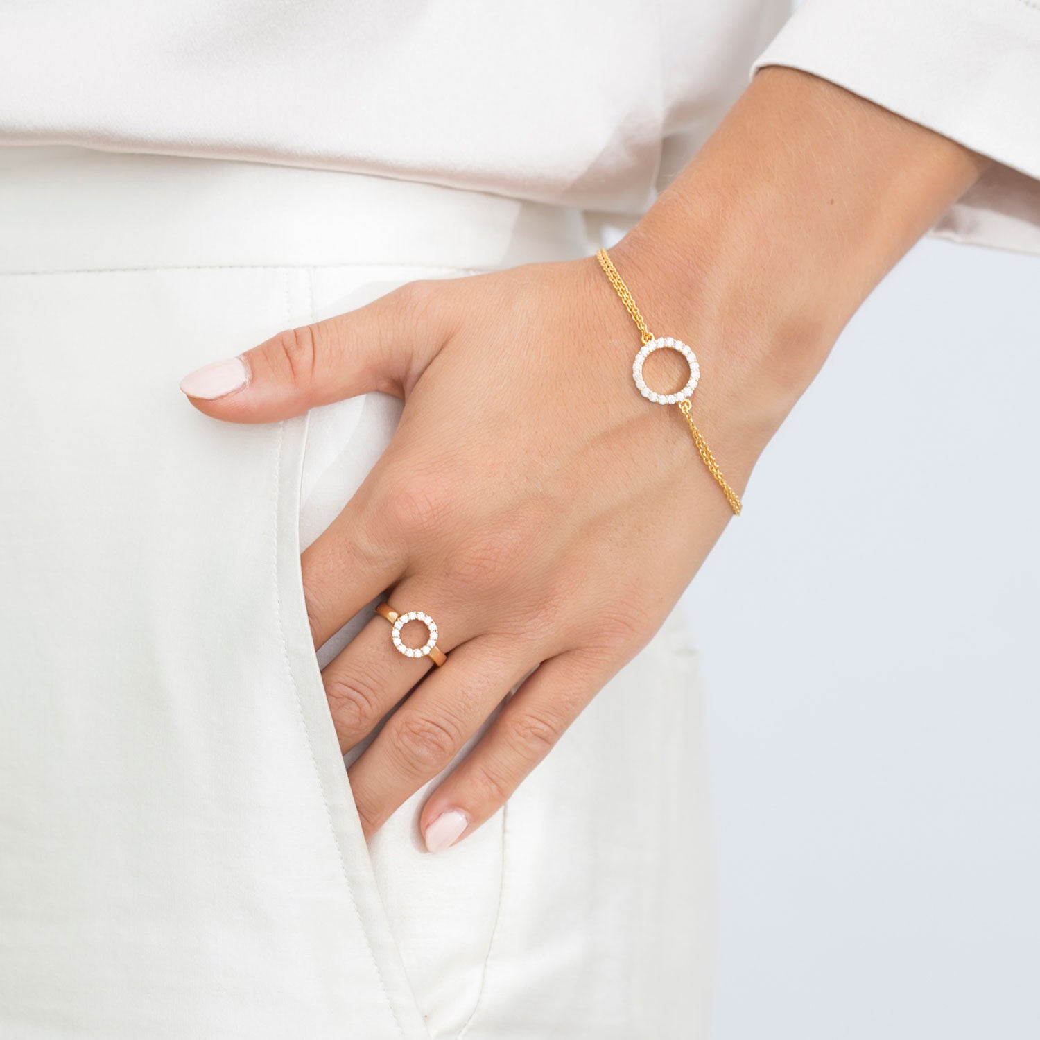 Sif Jakobs gold plated armband met open rondje en zirkonia's SJ-B338(1)-CZ(YG)