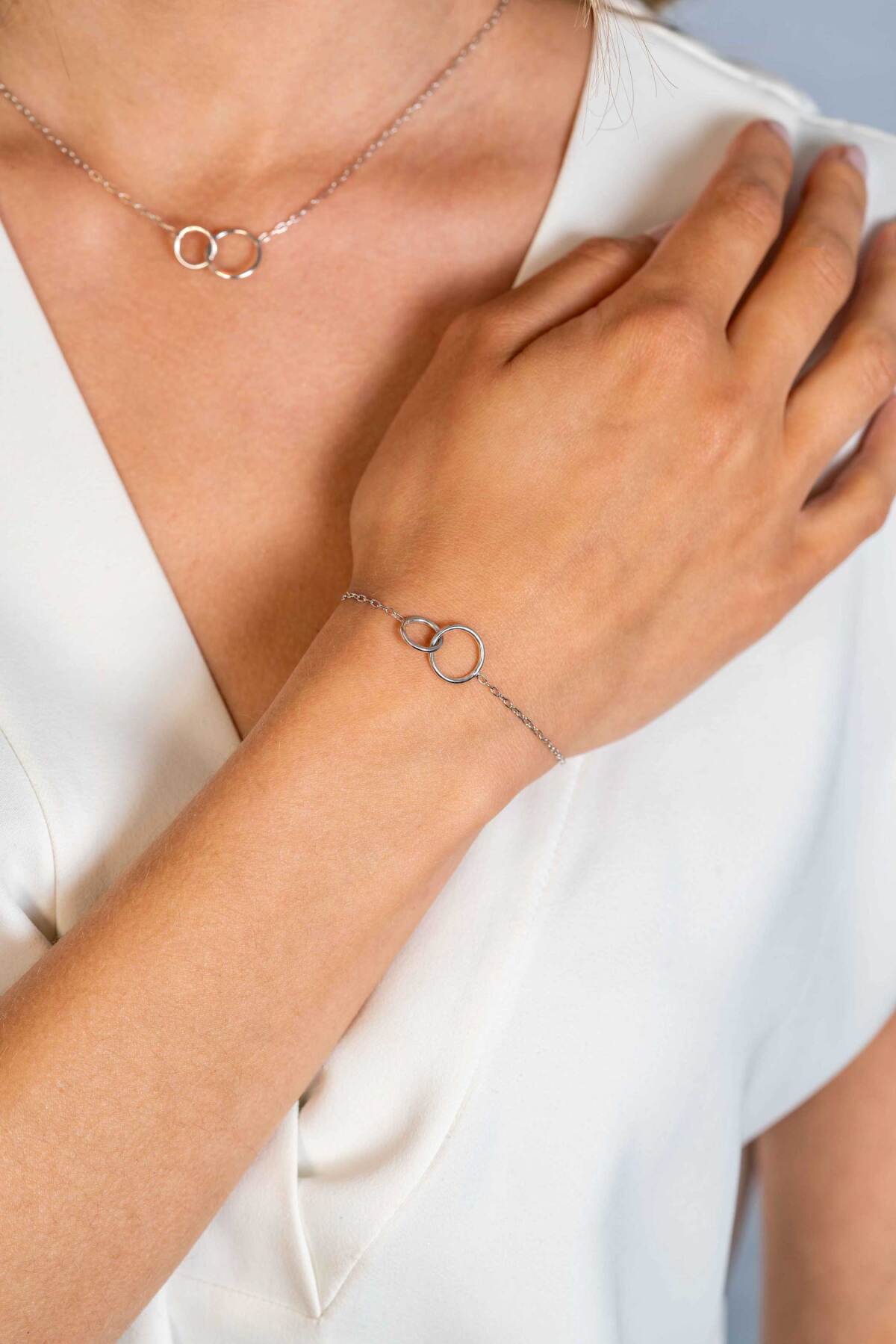 Zinzi ZIA2275 zilveren armband met 2 verbonden cirkels 12.5 mm breed - Lengte 17-20 cm
