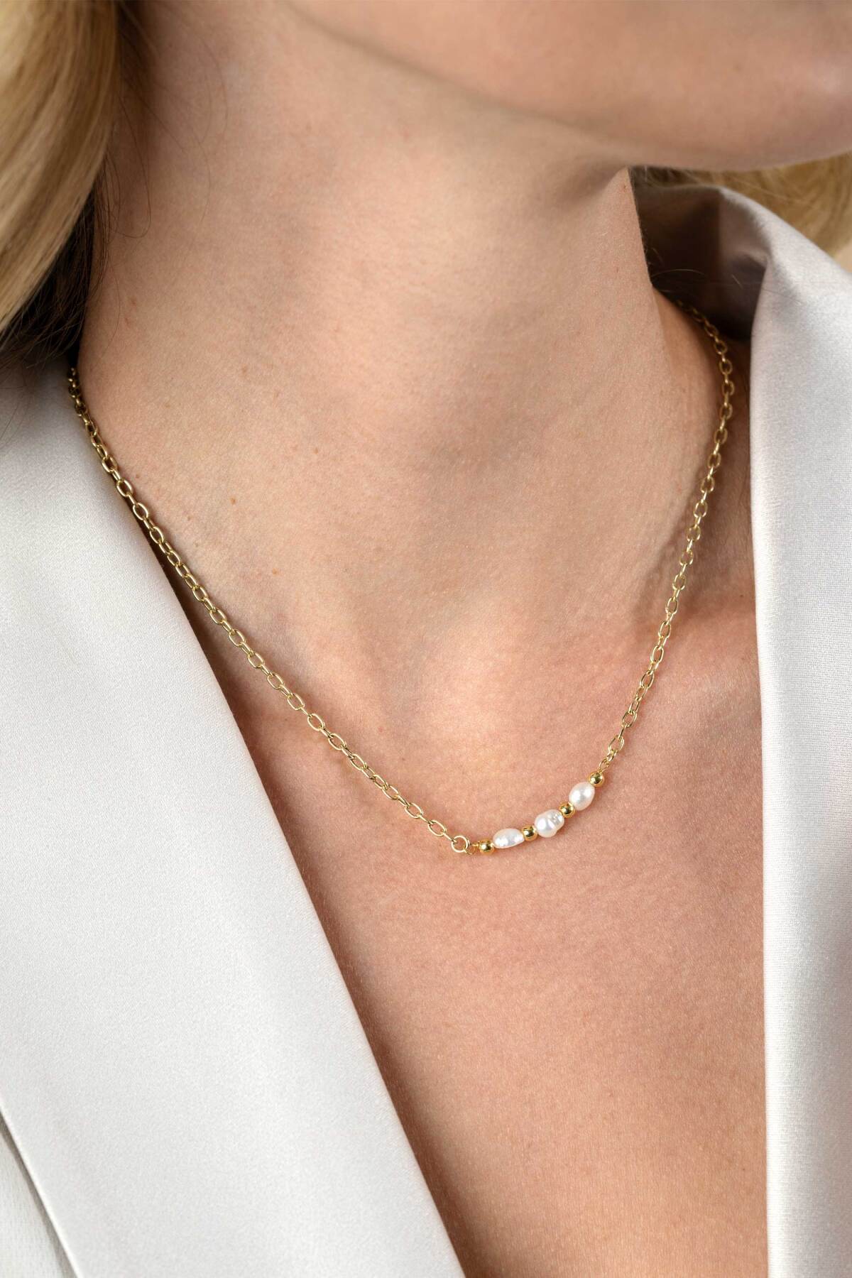 Zinzi ZIC2643 gold plated jasseron ketting met witte zoetwaterparels - Lengte 42-45 cm