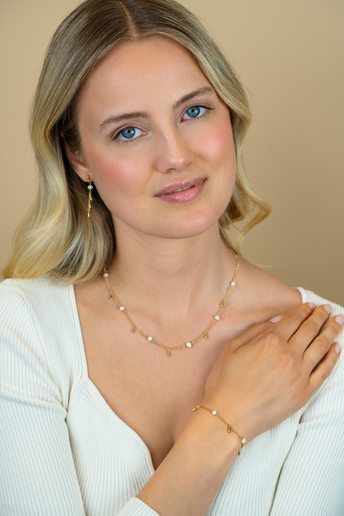 Zinzi Fatima's Favorieten ZIC2753 goudkleurige ketting met parels 9 mm breed - Lengte 42-45 cm
