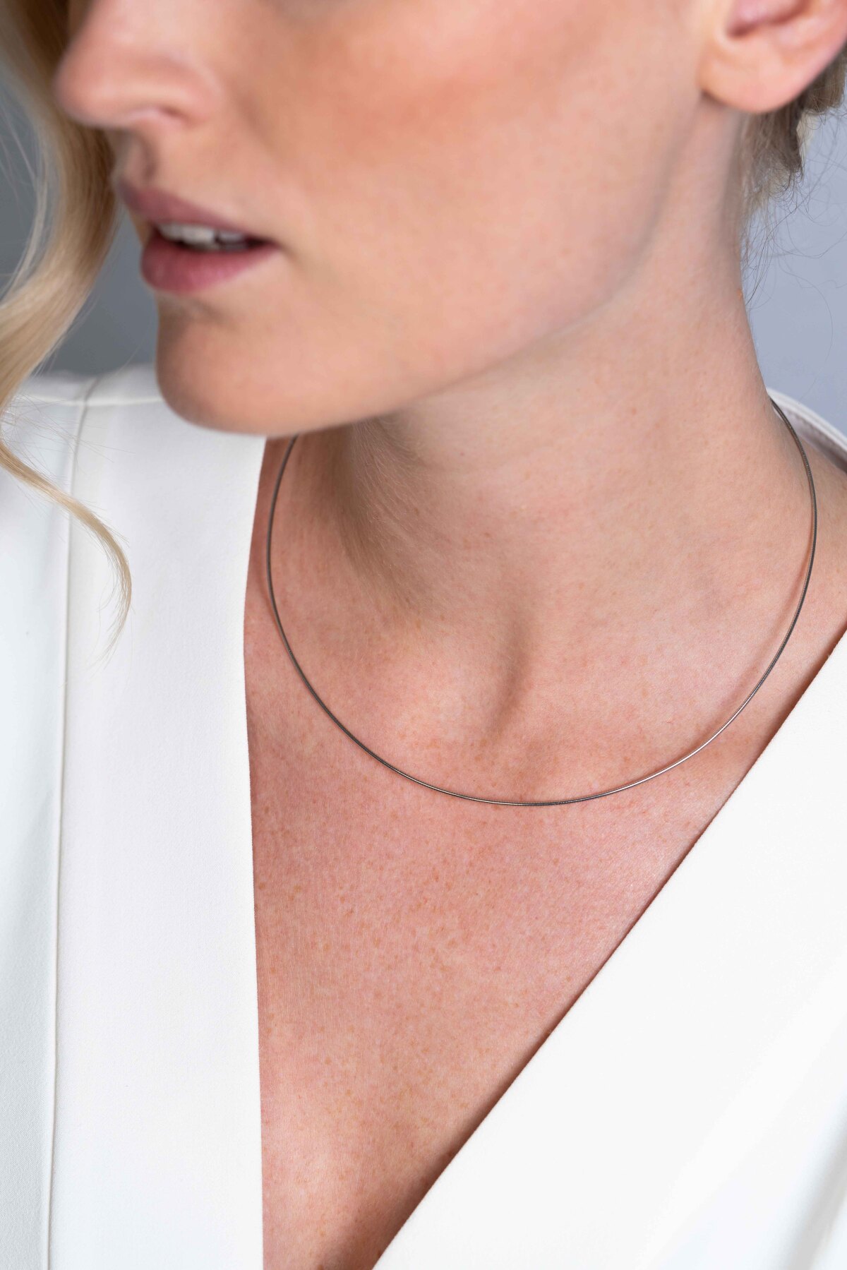 Zinzi ZIOM1-43 zilveren omega schakelketting 1 mm breed - Lengte 43 cm